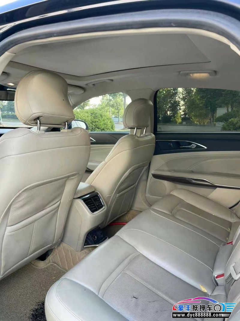 16年福特金牛座轿车抵押车出售