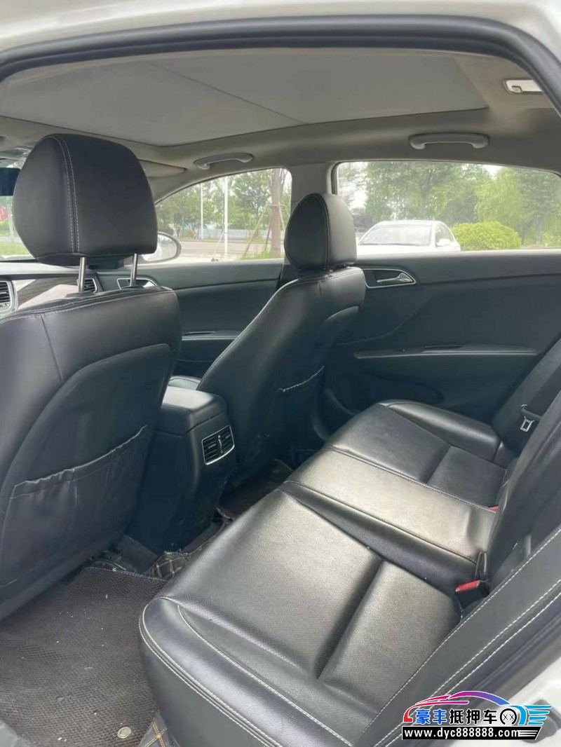 17年现代名图轿车抵押车出售