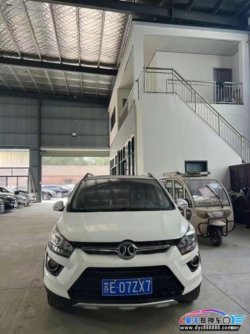 16年北汽绅宝X25轿车抵押车出售