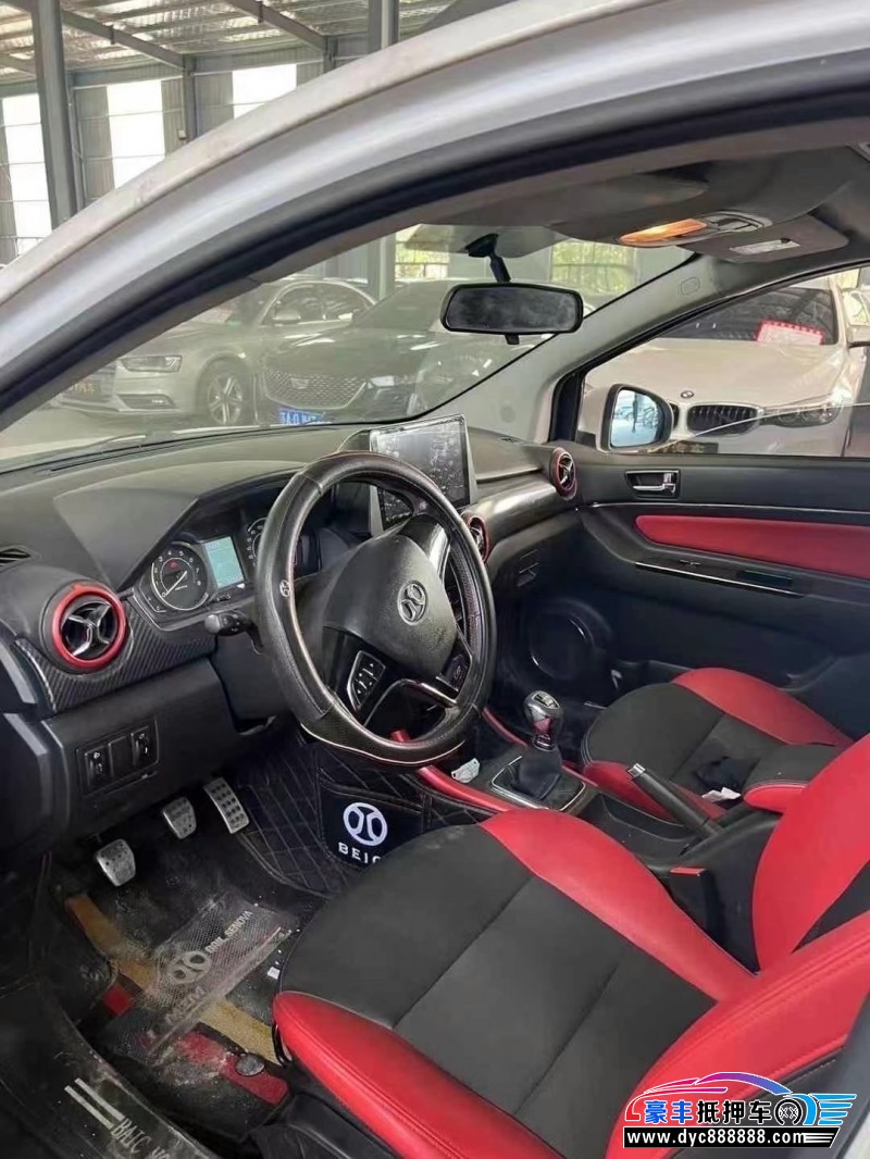 16年北汽绅宝X25轿车抵押车出售