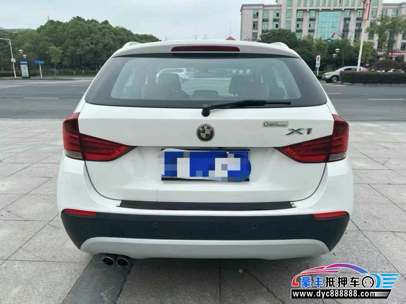 11年宝马X1轿车抵押车出售
