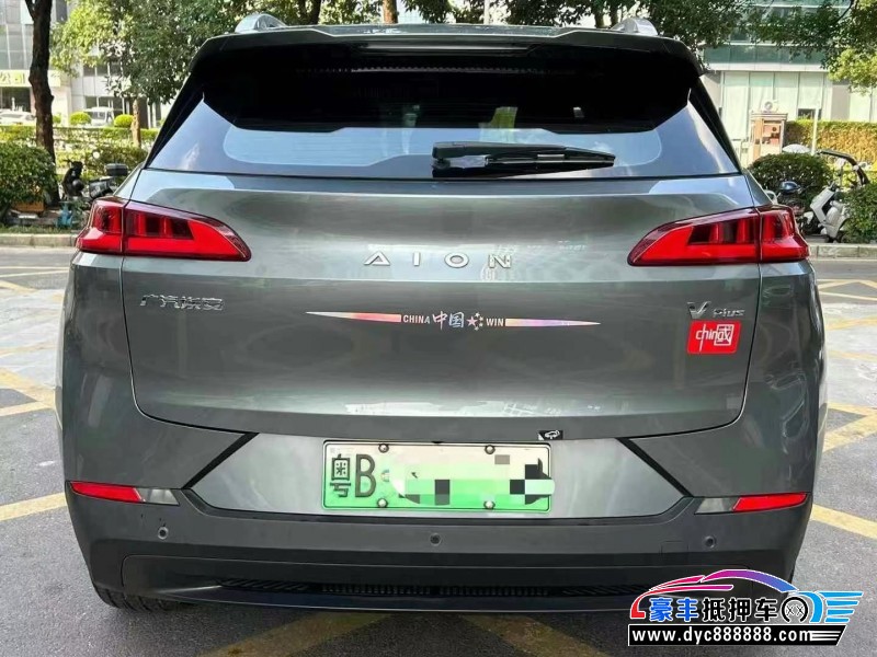 22年埃安V80轿车抵押车出售