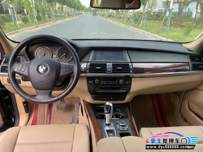 14年宝马X5轿车抵押车出售