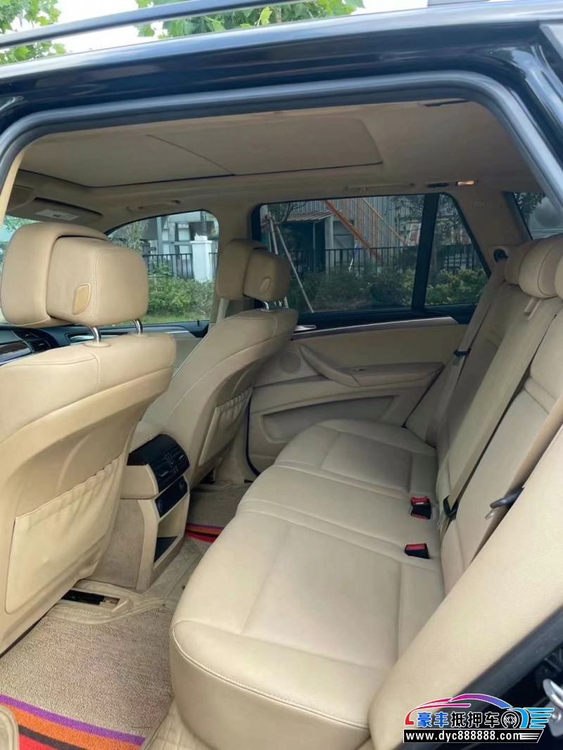 14年宝马X5轿车抵押车出售