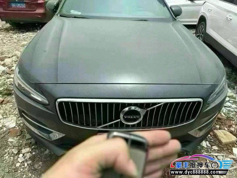 19年沃尔沃S90轿车抵押车出售