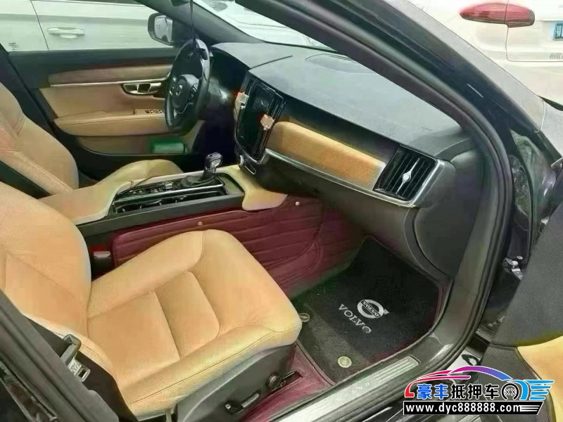 19年沃尔沃S90轿车抵押车出售