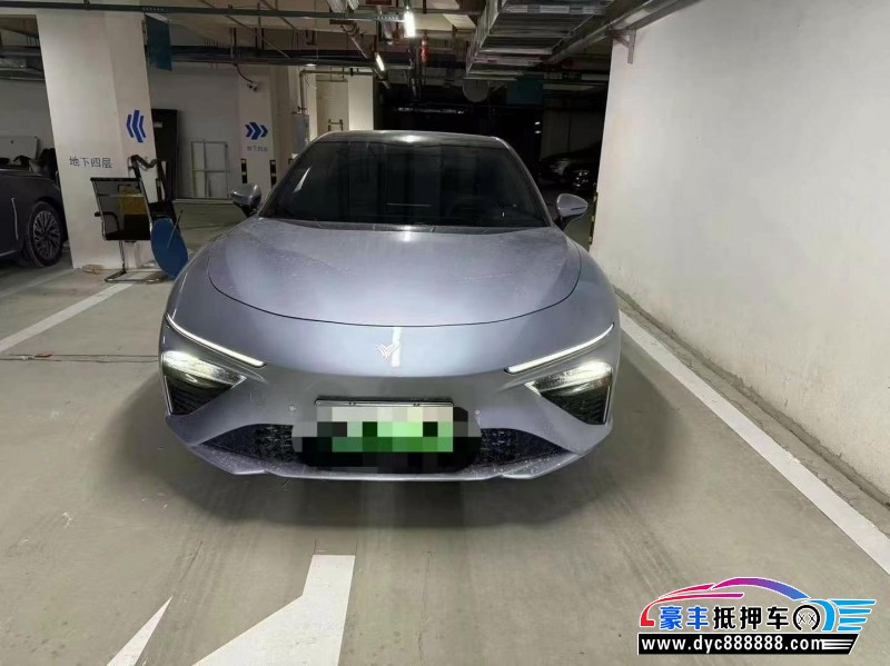 23年哪吒S轿车抵押车出售