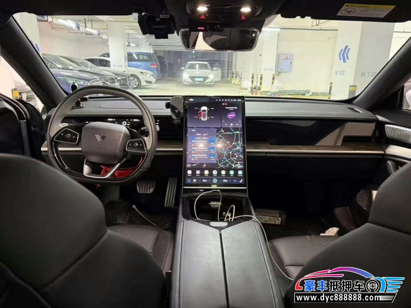 23年哪吒S轿车抵押车出售