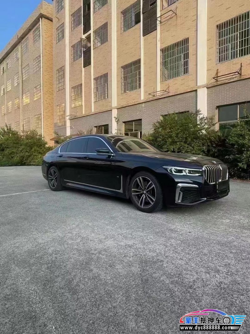 21年宝马7系轿车抵押车出售