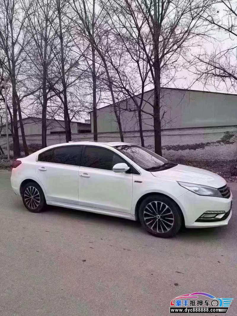 18年众泰Z560轿车抵押车出售