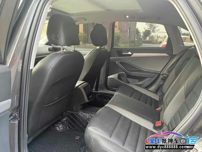 22年大众速腾轿车抵押车出售