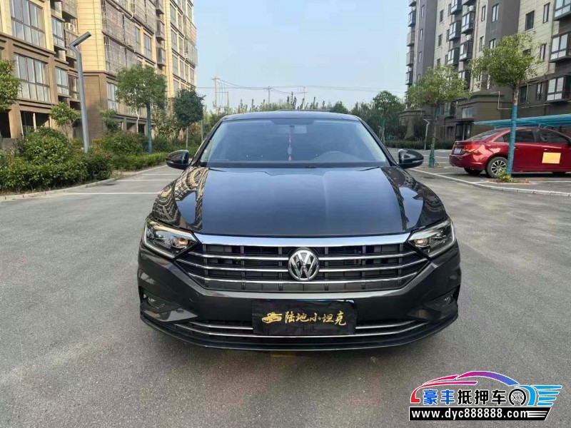 22年大众速腾轿车抵押车出售