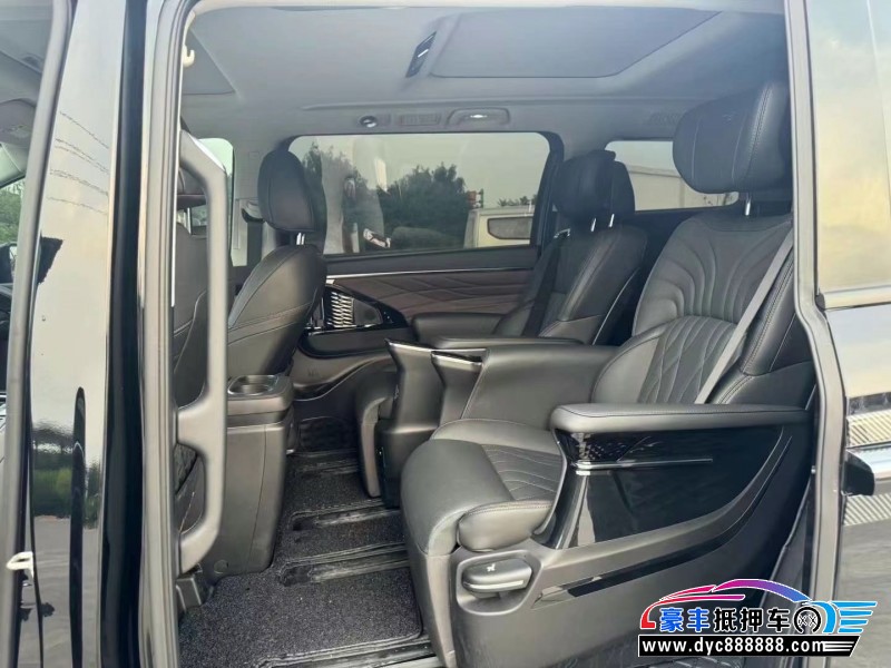 23年传祺M8轿车抵押车出售