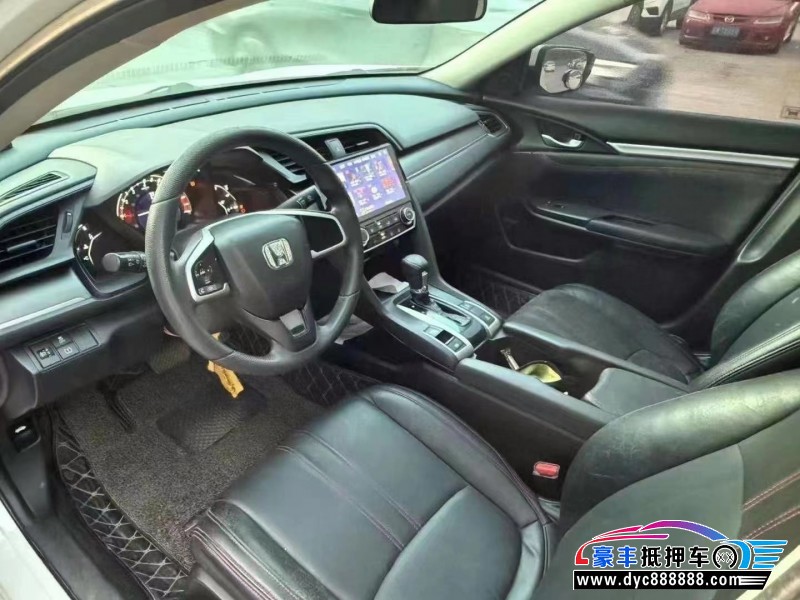 17年本田思域轿车抵押车出售
