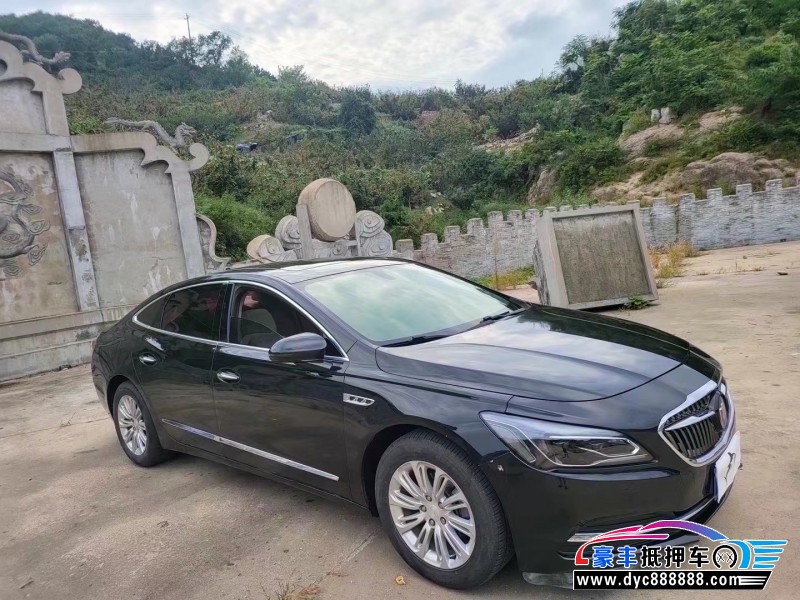 18年别克君越轿车抵押车出售