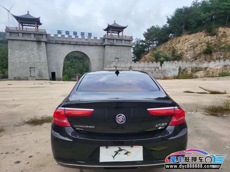 18年别克君越轿车抵押车出售