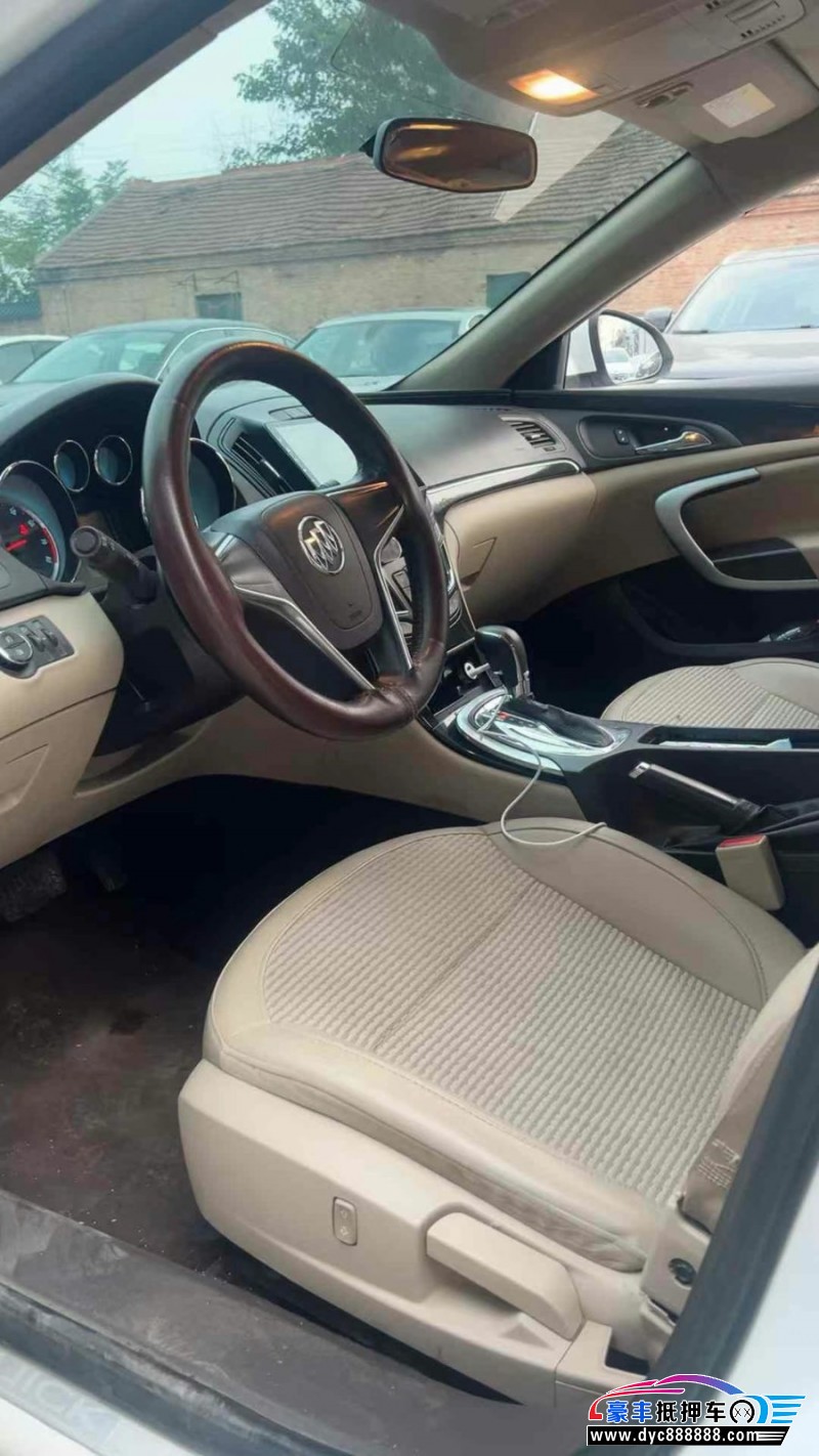 14年别克君威轿车抵押车出售