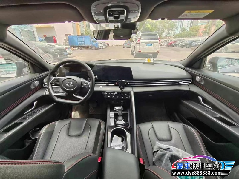 23年现代伊兰特轿车抵押车出售