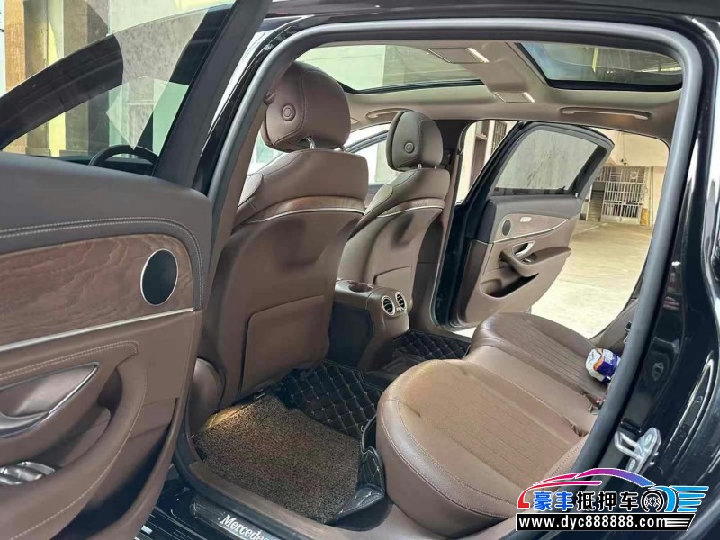 20年奔驰E轿车抵押车出售