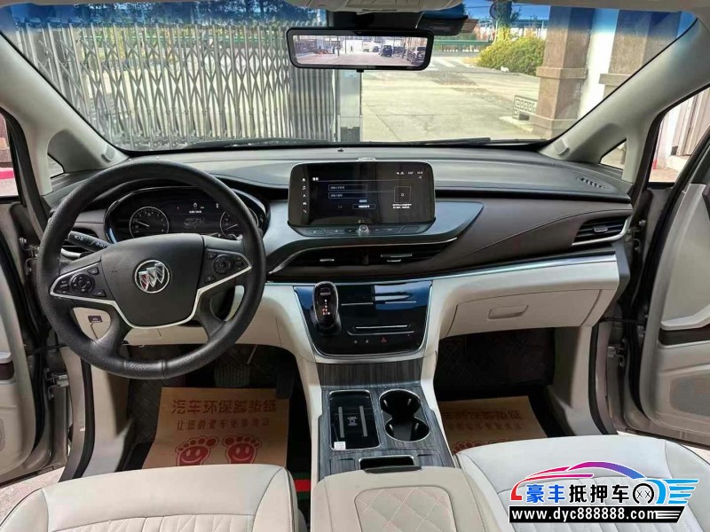 21年别克GL8轿车抵押车出售