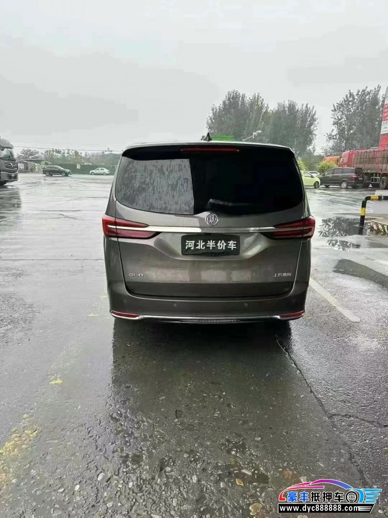 24年别克GL8轿车抵押车出售