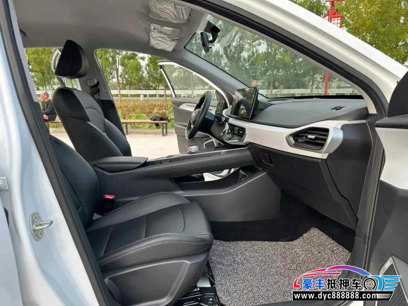 23年吉利几何轿车抵押车出售