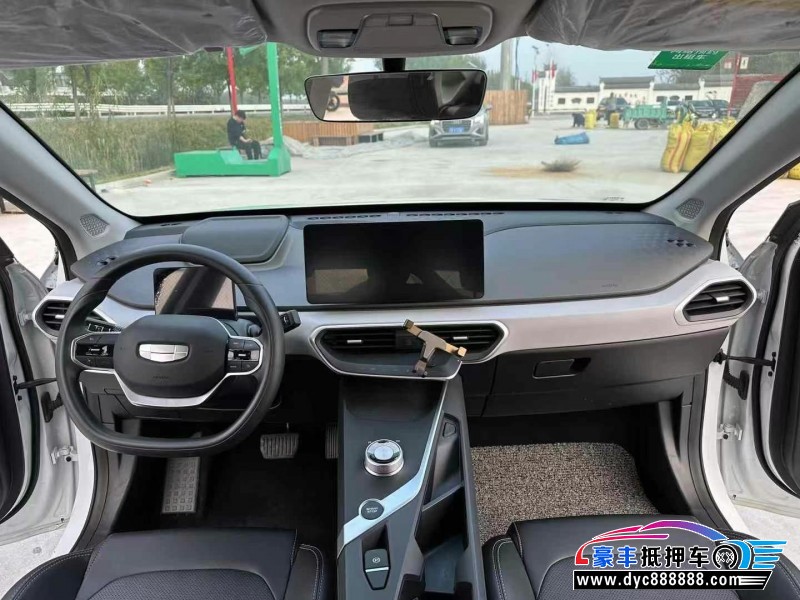 23年吉利几何轿车抵押车出售