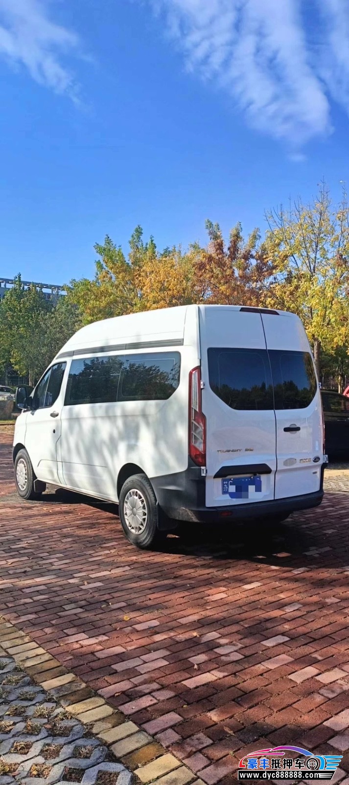 18年福特全顺轿车抵押车出售