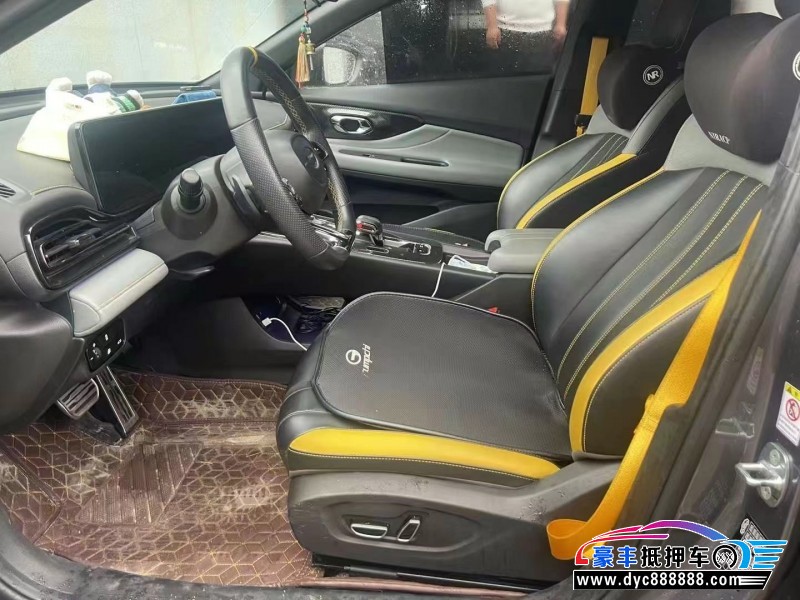 22年传祺影豹轿车抵押车出售