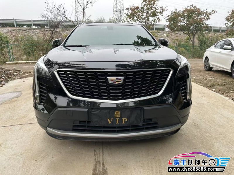 抵押车出售20年凯迪拉克XT4轿车