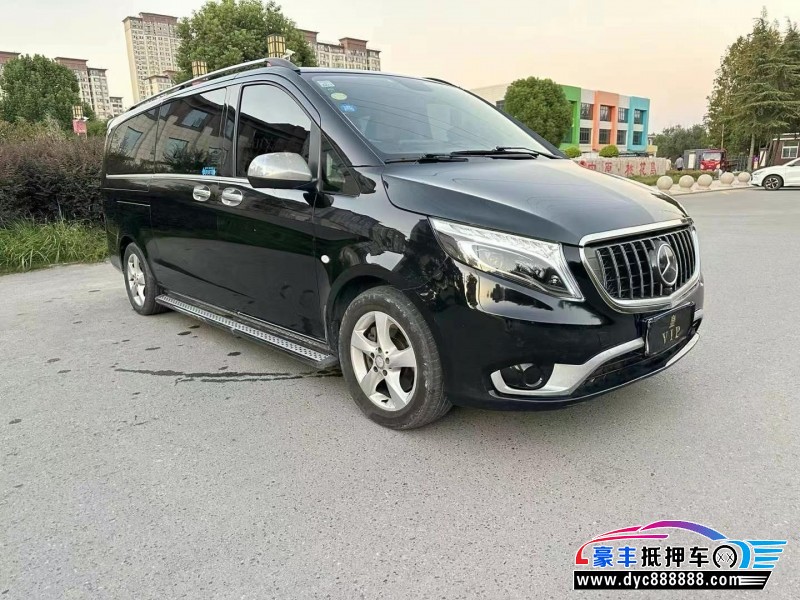 17年奔驰威霆轿车抵押车出售