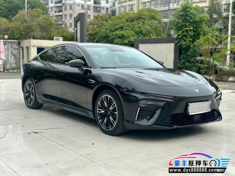 24年哪吒S轿车抵押车出售