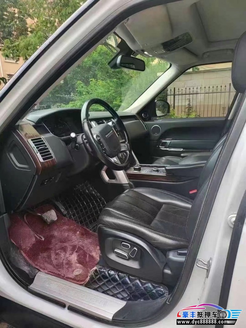 13年路虎揽胜行政轿车抵押车出售