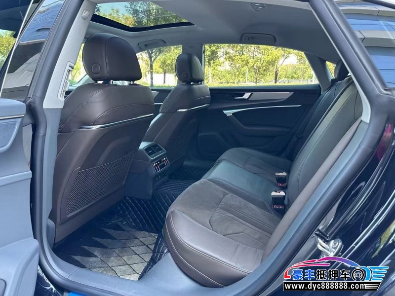 23年奥迪A7轿车抵押车出售