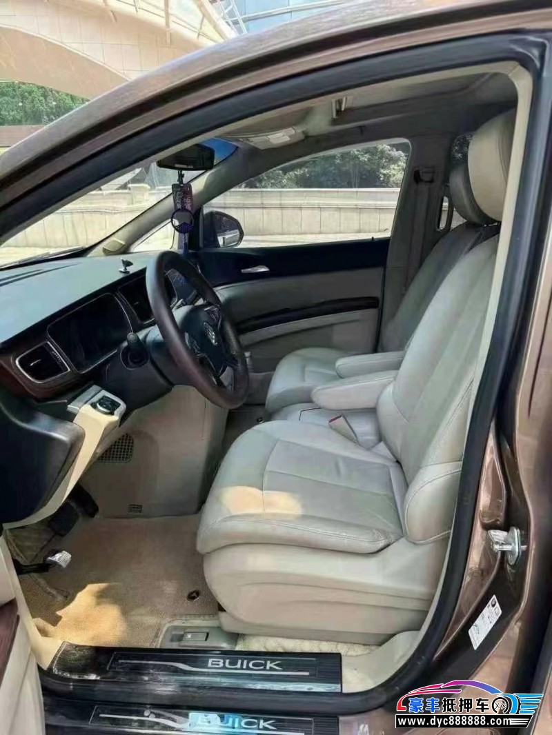 20年别克GL8MPV抵押车出售