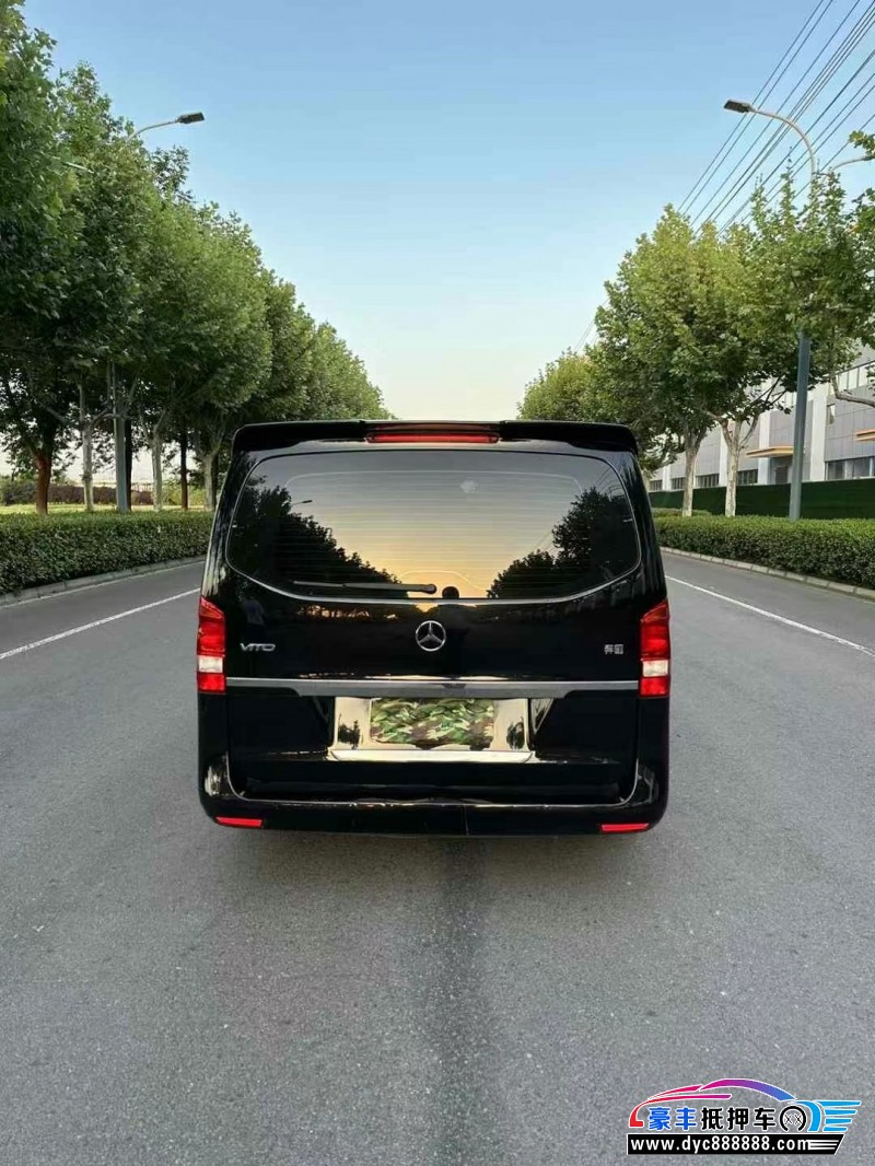 20年奔驰威霆轿车抵押车出售