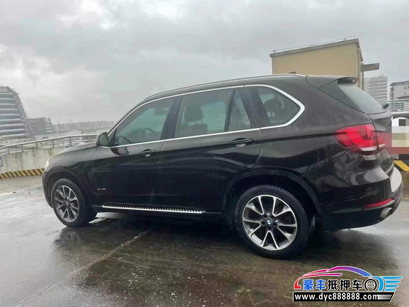 15年宝马X5轿车抵押车出售