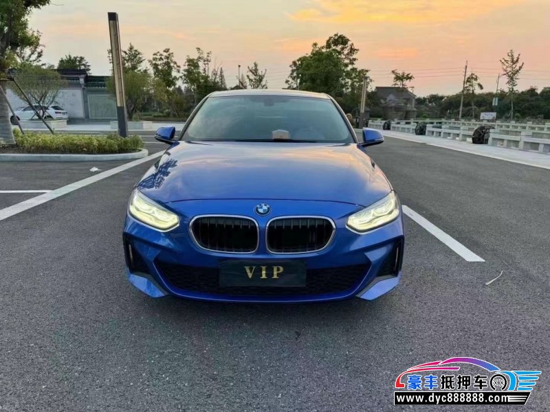 19年宝马1系轿车抵押车出售