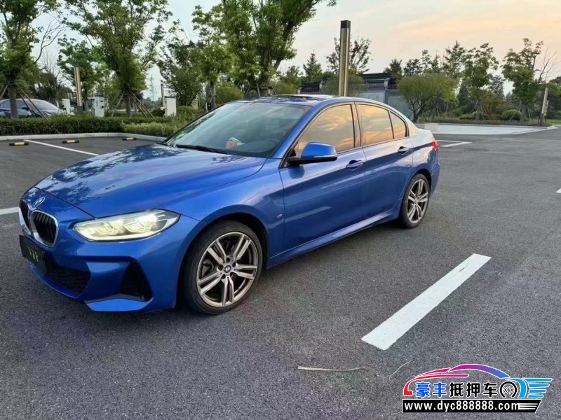 19年宝马1系轿车抵押车出售