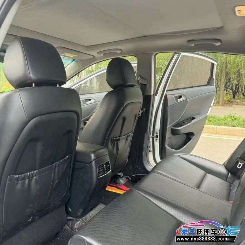 19年现代名图轿车抵押车出售