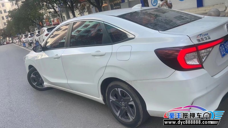 19年本田享域轿车抵押车出售