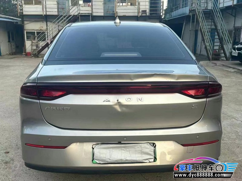 22年埃安魅S580轿车抵押车出售