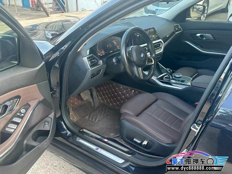 21年宝马3系轿车抵押车出售