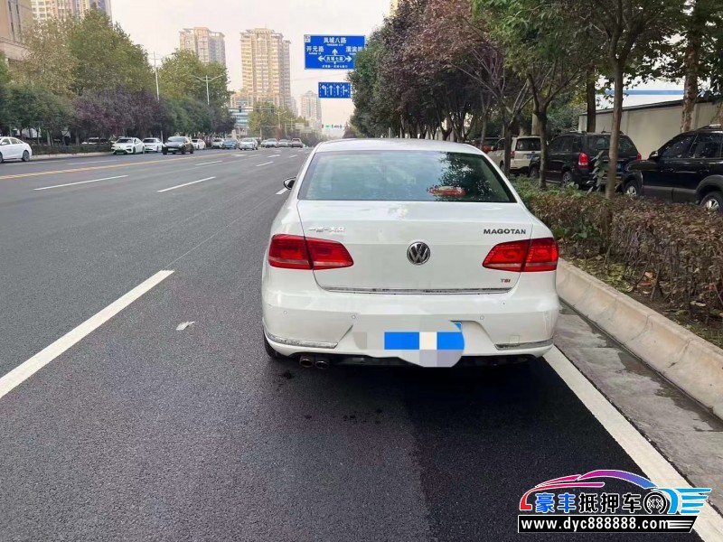 16年大众迈腾轿车抵押车出售