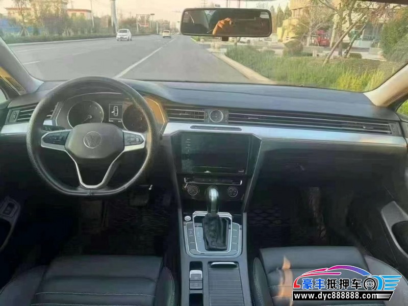 21年大众迈腾轿车抵押车出售