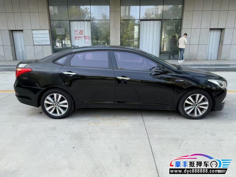 16年现代名图轿车抵押车出售