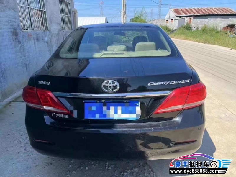 12年丰田凯美瑞轿车抵押车出售