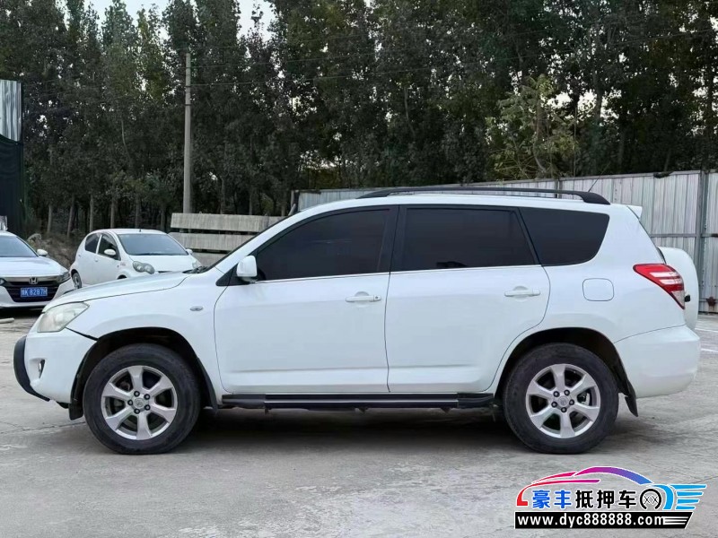 13年丰田RAV4轿车抵押车出售