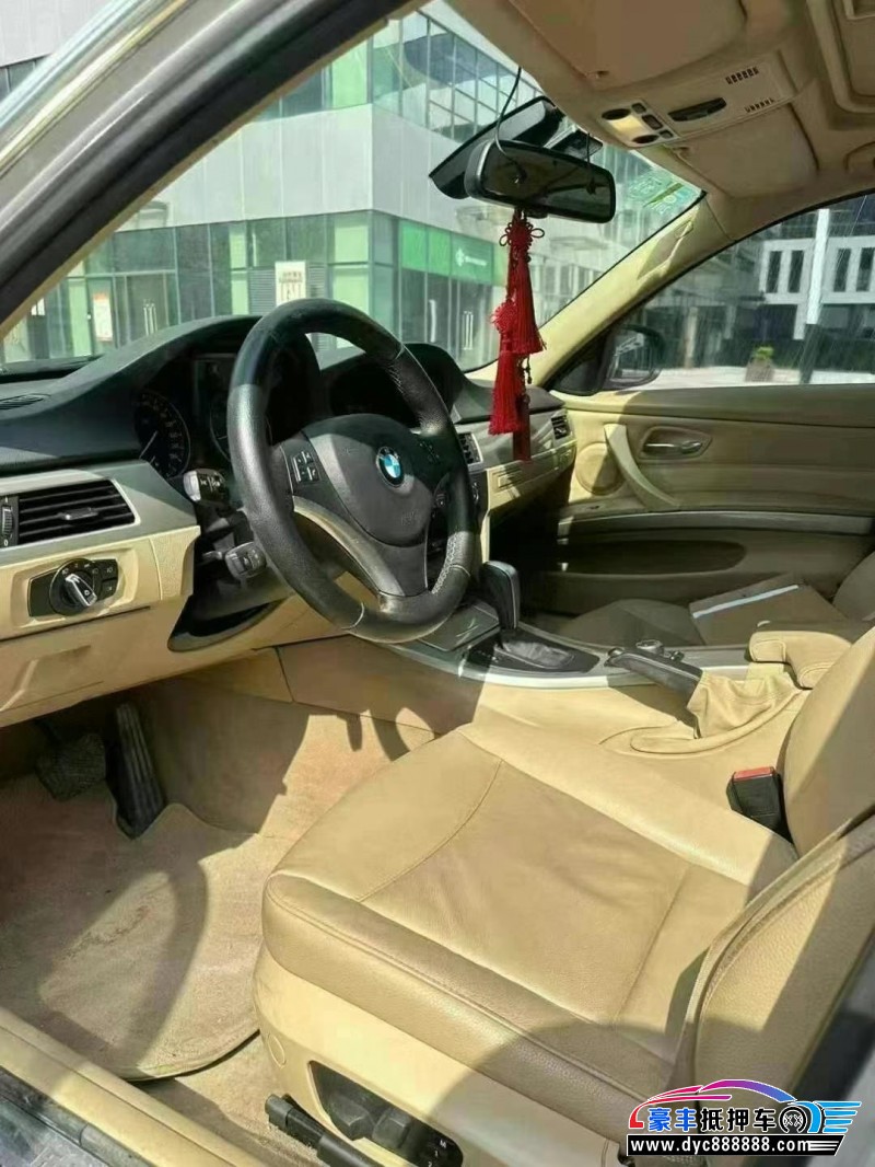 12年宝马3系轿车抵押车出售