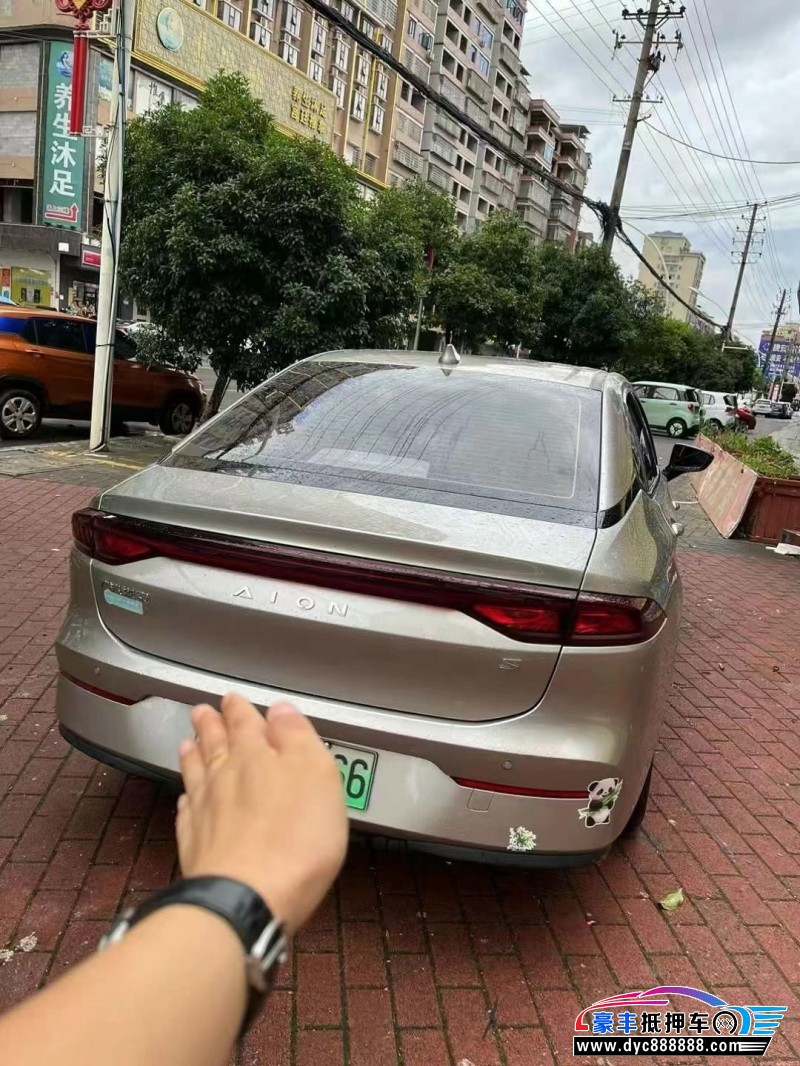 23年埃安魅S580轿车抵押车出售